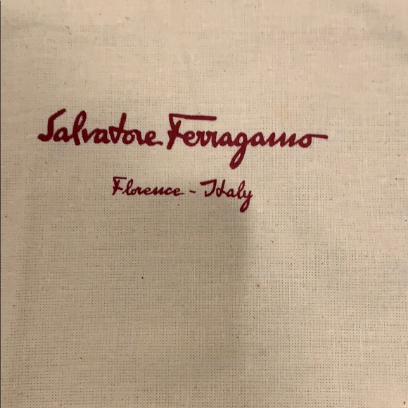 Salvador Ferragamo dust bag 👡 - Picture 2 of 4